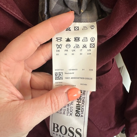 Hugo Boss Wine Red Blazer with Plaid Inner Coat Accents - Picture 5 of 5